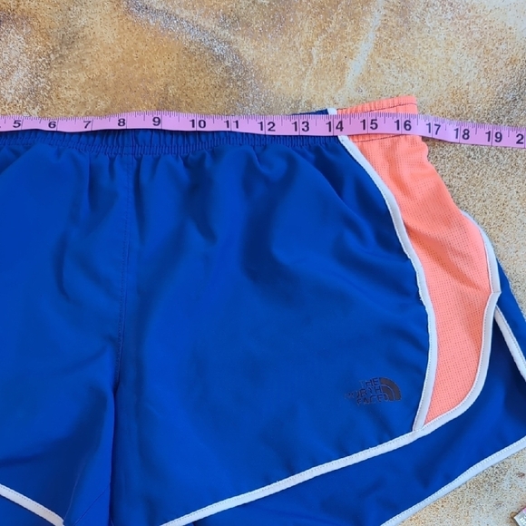The North Face | Blue and Neon Pink Athletic Shorts Size XL - Picture 5 of 6
